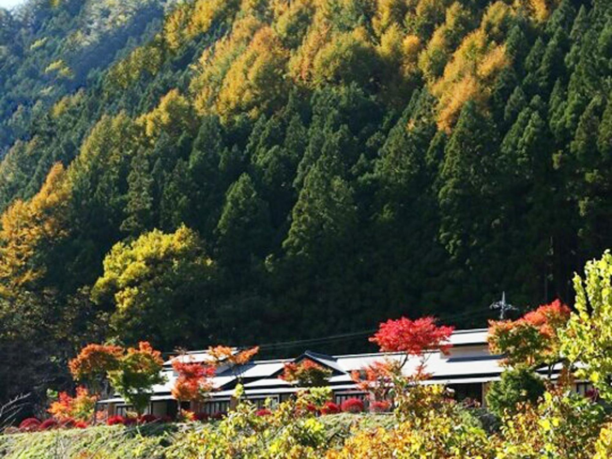 ホテル 錦綉山荘 川場村 エクステリア 写真