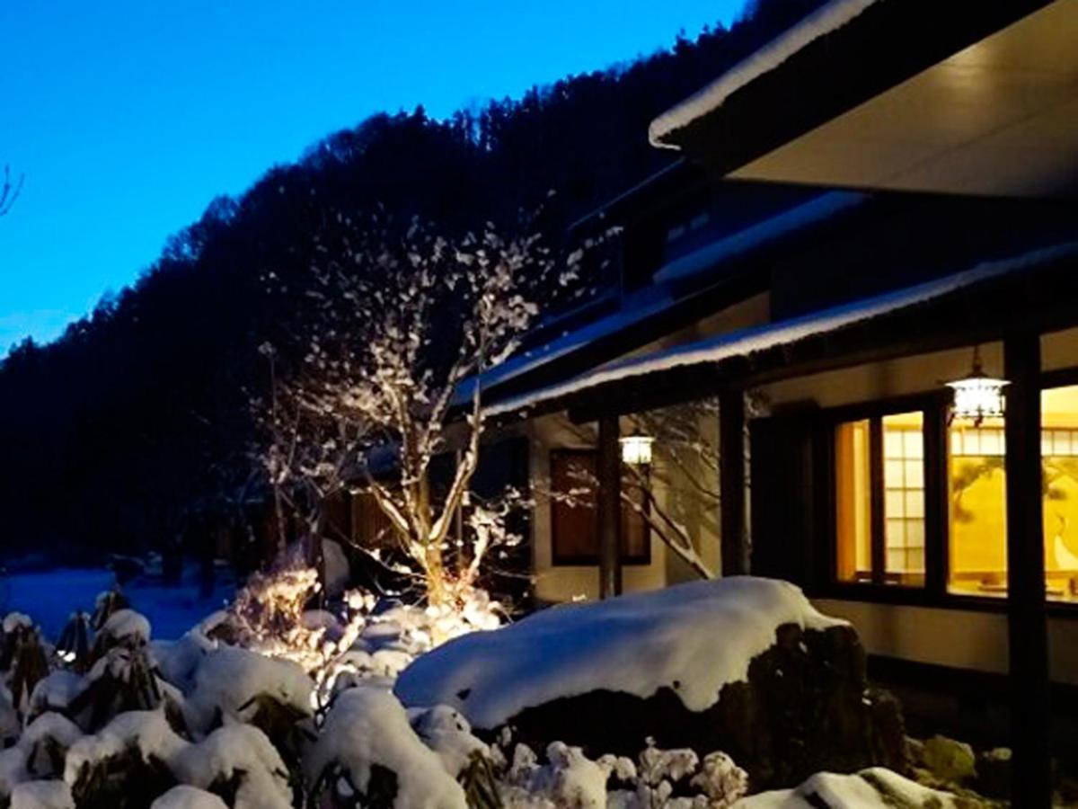 ホテル 錦綉山荘 川場村 エクステリア 写真